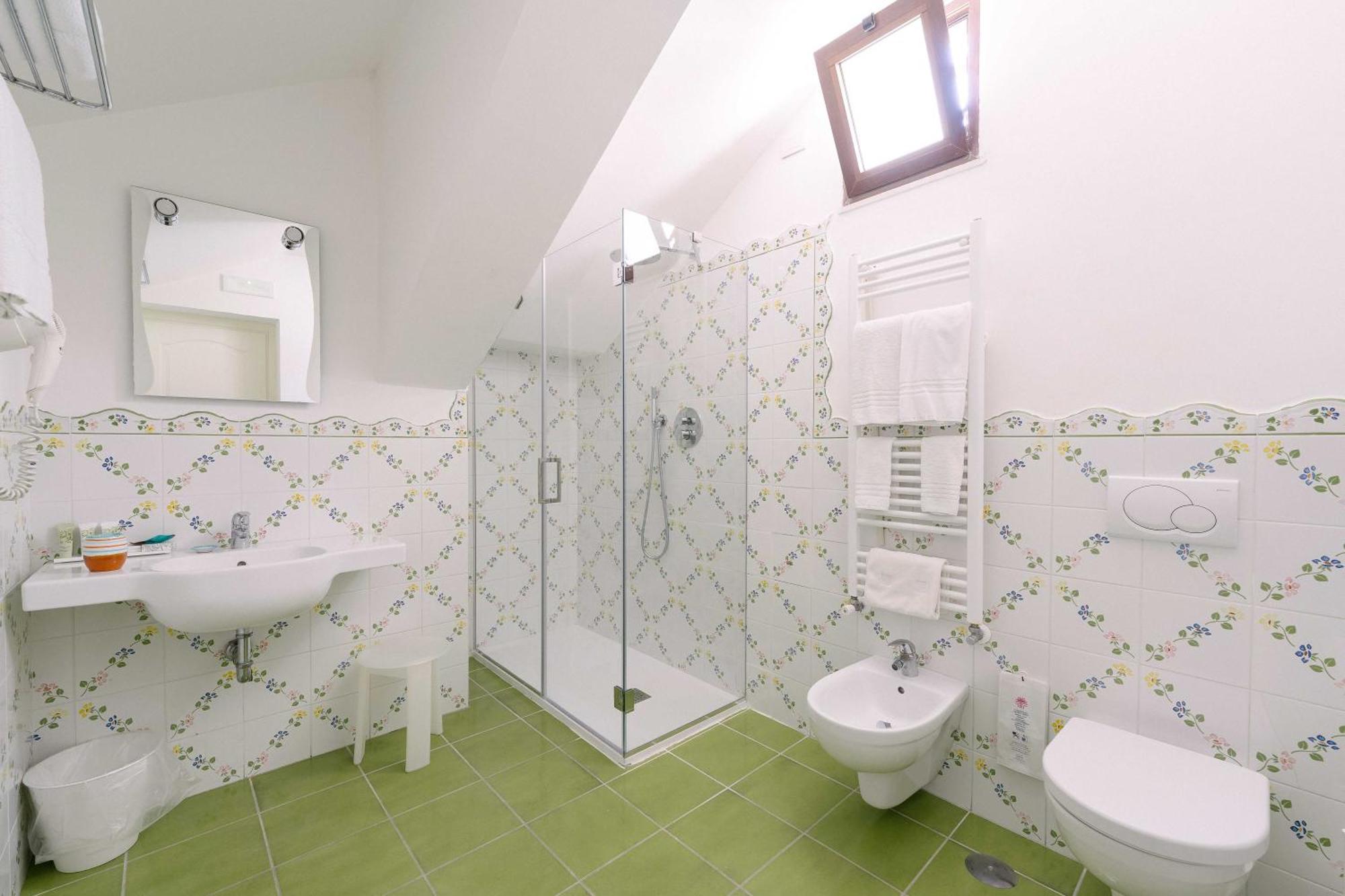 A Casa Dei Nonni Hotel ราเวลโล ภายนอก รูปภาพ